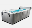 VIVO SPA RollCover aufgerollt am geöffneten Swim Spa