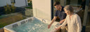 Beratung Outdoor Whirlpool am Produkt