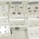 Massagedüsen und Kopfstützen im USSPA Draco iN Whirlpool