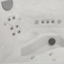 Liegefläche mit Rücken- und Beindüsen im VIBES by USSPA Natura Whirlpool