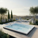 VIVO SPA AUREA chill auf einer bepflanzten Terrasse mit Lounge und Blick in die Berglandschaft