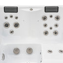 Zwei Sitzplätze mit Kopfstützen und Massagedüsen im VIVO SPA AUREA 4 Whirlpool