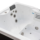 Sitzplatz mit Kopfstütze und Massagedüsen im VIVO SPA AUREA 4 Whirlpool