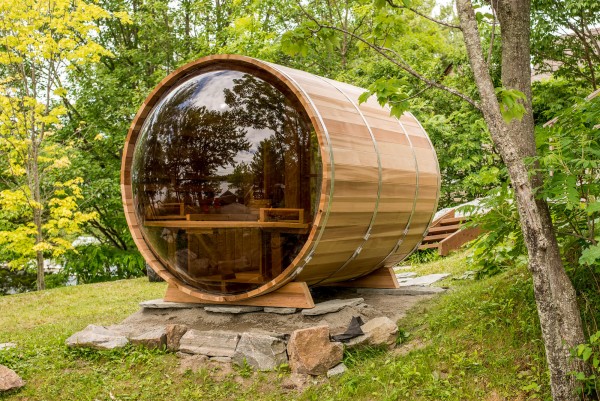 whirlpool-center-sauna-dundalk-fasssauna-panoramablick-seite